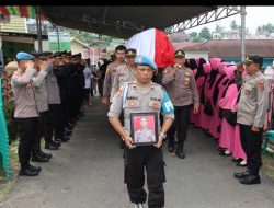 Pemakaman Jenazah Anggota Polri Alm Iptu Mardani (Kanit Intelkam Polsek Telanaipura).