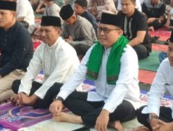 PJ.Bupati Lahat Shalat Idul Adha 1445 Di Lapang Eks.MTQ Bersama Masyarakat