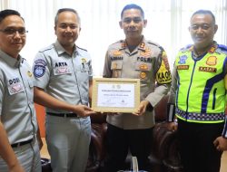 PT.Jasa Raharja Berikan Piagam Penghargaan Kepada Polres Lahat